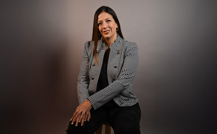 Professional portrait of Diana Velarde