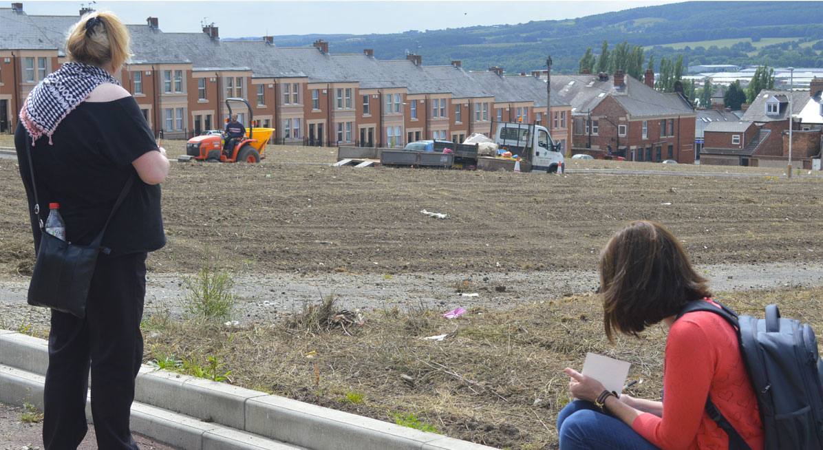 houses, digger, girls