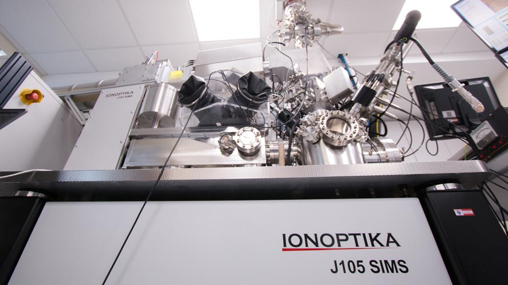 Mass spectrometry equipment