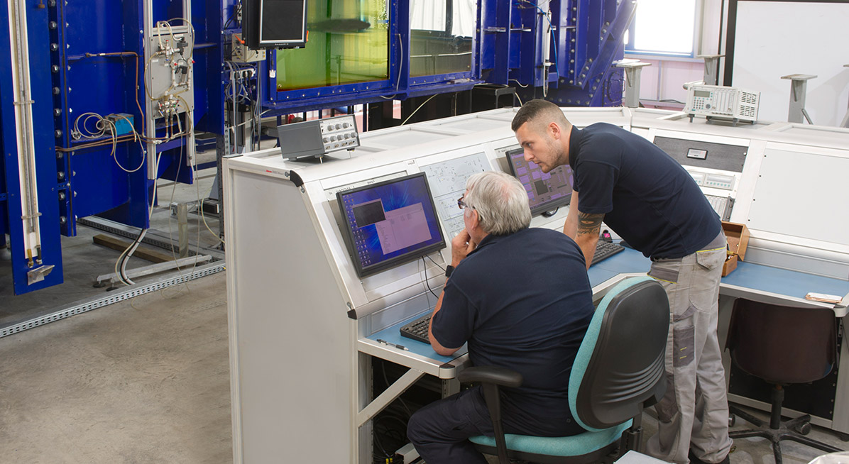 Student looking at Marine Technology equipment