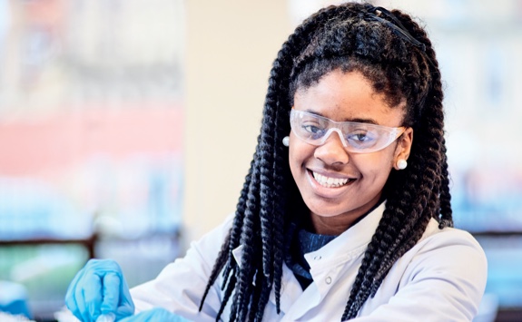 Students working in a lab